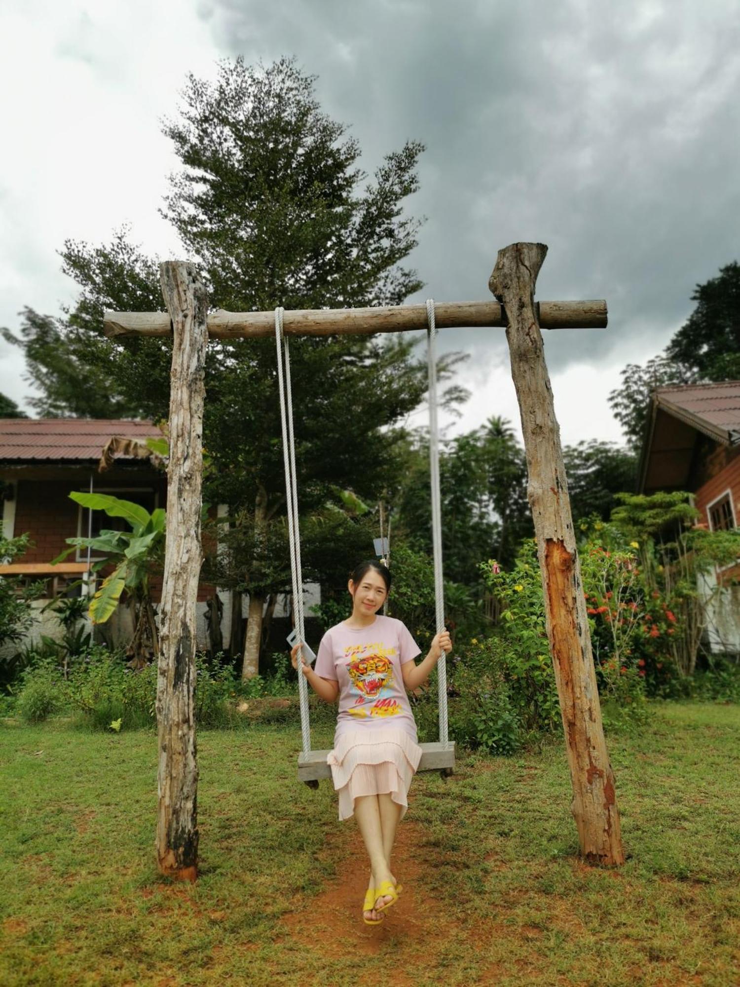 มนต์เมืองแจ่ม Hotel Mae Chaem Exterior foto